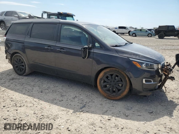 2020 Kia Sedona EX with VIN KNDMB5C14L6647578, listed as a Copart auction lot 50916505 with 101,855 mi miles and Salvage Title. Bid and sale history available at carsss.com. Image 4.