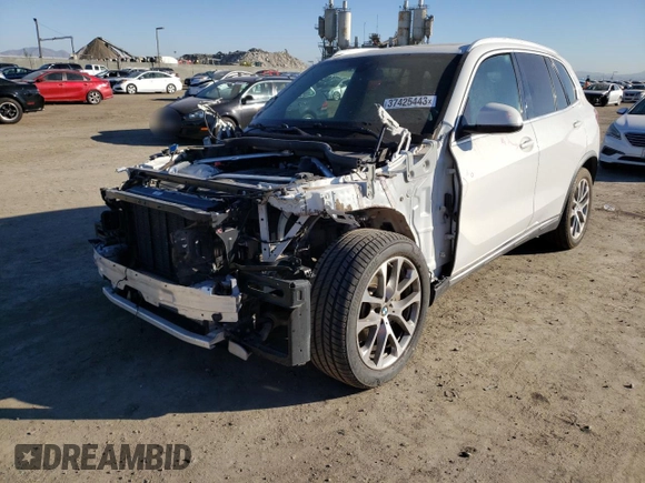 2019 BMW X5 xDrive40i with VIN 5UXCR6C57KLK89021, listed as a Copart auction lot 37425443 with 52,882 mi miles. Bid and sale history available at carsss.com. Image 1.