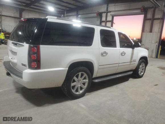2009 GMC Yukon XL Denali with VIN 1GKFK06259R298183, listed as a Copart auction lot 88780015 with NaN miles and Clean Title. Bid and sale history available at carsss.com. Image 3.