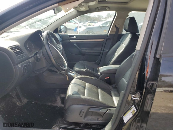 2010 Volkswagen Jetta Sedan Limited with VIN 3VWRX7AJ4AM123136, listed as a Copart auction lot 44951325 with 121,142 mi miles and Salvage Title. Bid and sale history available at carsss.com. Image 7.