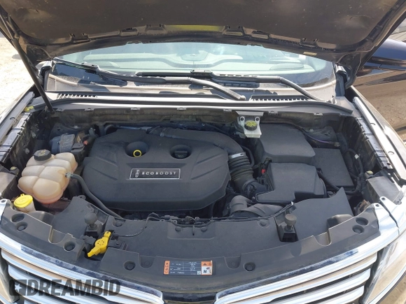 2016 Lincoln MKC Select with VIN 5LMCJ2D99GUJ11480, listed as a IAAI auction lot 42245003 with 135,400 mi miles and . Bid and sale history available at DreamBid. Image 10.