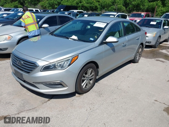 2015 Hyundai Sonata SE with VIN 5NPE24AF9FH041944, listed as a IAAI auction lot 42107263 with 158,270 mi miles and . Bid and sale history available at DreamBid. Image 2.