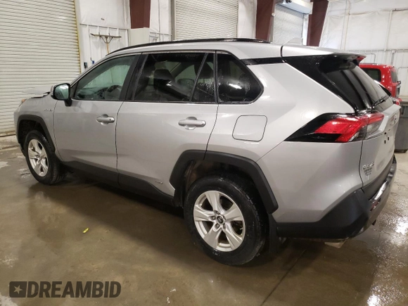 2019 Toyota RAV4 Hybrid XLE with VIN 2T3RWRFV2KW032119, listed as a Copart auction lot 49328235 with 135,235 mi miles and Salvage Title. Bid and sale history available at carsss.com. Image 2.