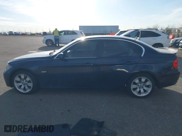 2008 BMW 3 Series 335xi with VIN WBAVD53518A253569, listed as a IAAI auction lot 41813544 with 1 mi miles. Bid and sale history available at carsss.com. Image 13.