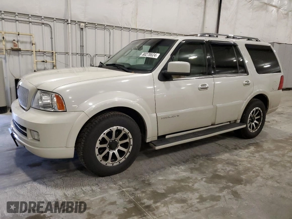 2006 Lincoln Navigator Luxury with VIN 5LMFU28586LJ18307, listed as a Copart auction lot 80278524 with 194,693 mi miles and Salvage Title. Bid and sale history available at carsss.com. Image 1.