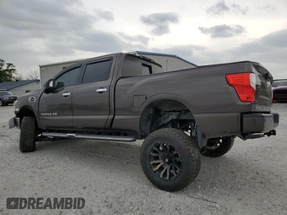 2017 Nissan Titan Platinum Reserve z VIN 1N6BA1F48HN513661, wystawiony jako Copart lot #53576075 z przebiegiem 93 430 mil mil oraz Szkoda całkowita • Salvage title. Historia ofert i sprzedaży dostępna na DreamBid. Obrazek 2.