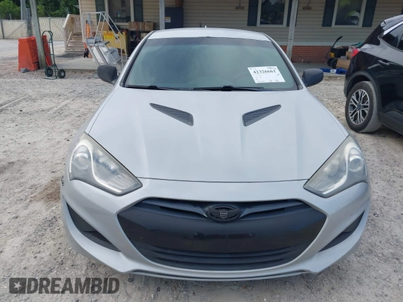 2013 Hyundai Genesis Coupe Premium z VIN KMHHT6KD0DU110084, wystawiony jako IAAI lot #42326661 z przebiegiem 90 233 mil mil oraz . Historia ofert i sprzedaży dostępna na DreamBid. Obrazek 6.