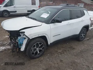 2024 Jeep Compass Limited with VIN 3C4NJDCN0RT151762, listed as a IAAI auction lot 41329742 with 587 mi miles and . Bid and sale history available at carsss.com. Image 2.
