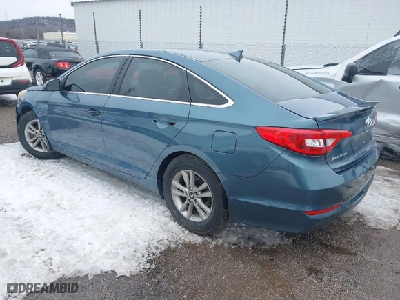 2015 Hyundai Sonata 2.4L SE with VIN 5NPE24AF2FH200951, listed as a IAAI auction lot 41610988 with 110,449 mi miles. Bid and sale history available at carsss.com. Image 3.