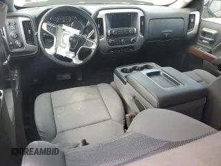 2019 GMC Sierra 1500 SLE z VIN 2GTV2MEC4K1236071, wystawiony jako Copart lot #60683995 z przebiegiem 19 710 mil mil oraz Szkoda całkowita • Salvage title. Historia ofert i sprzedaży dostępna na DreamBid. Obrazek 8.