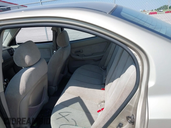 2005 Hyundai Elantra GLS z VIN KMHDN46D65U010337, wystawiony jako IAAI lot #42254860 z przebiegiem 285 740 mil mil oraz . Historia ofert i sprzedaży dostępna na DreamBid. Obrazek 8.