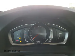 2018 Volvo S60 Inscription z VIN LYV402TK5JB167307, wystawiony jako Copart lot #53399735 z przebiegiem 60 749 mil mil oraz Szkoda całkowita • Salvage title. Historia ofert i sprzedaży dostępna na DreamBid. Obrazek 9.