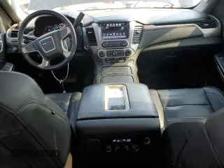 2019 GMC Yukon XL Denali with VIN 1GKS2HKJ7KR174772, listed as a Copart auction lot 63087134 with 69,692 mi miles and Salvage Title. Bid and sale history available at carsss.com. Image 8.
