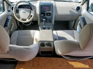 2006 Ford Explorer XLT z VIN 1FMEU73E56UB44893, wystawiony jako Copart lot #56674475 z przebiegiem 167 351 mil mil oraz Szkoda całkowita • Salvage title. Historia ofert i sprzedaży dostępna na DreamBid. Obrazek 8.
