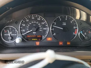 2001 BMW Z3 2.5 z VIN WBACN33491LM01798, wystawiony jako Copart lot #52539895 z przebiegiem 82 477 mil mil oraz Szkoda całkowita • Salvage title. Historia ofert i sprzedaży dostępna na DreamBid. Obrazek 9.