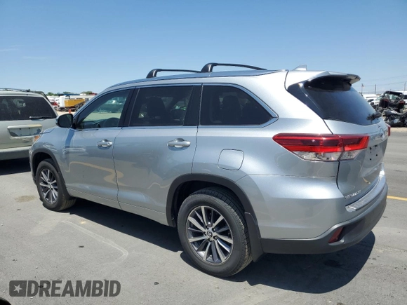 2017 Toyota Highlander XLE with VIN 5TDJZRFH2HS521211, listed as a Copart auction lot 62717825 with 62,380 mi miles and Clean title. Bid and sale history available at DreamBid. Image 2.