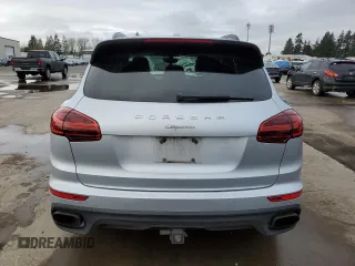 2017 Porsche Cayenne с VIN WP1AA2A27HKA83499, выставлен на аукционе Copart как лот 52364025 с пробегом 101 905 миль миль и Списание • Salvage title. История ставок и продаж доступна на DreamBid. Изображение 6.