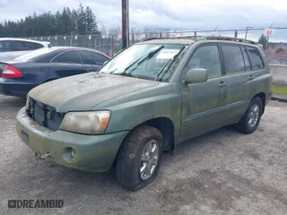 2007 Toyota Highlander w/3rd Row with VIN JTEEP21A770188901, listed as a IAAI auction lot 41831923 with 300,038 mi miles. Bid and sale history available at carsss.com. Image 2.