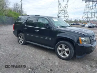 2008 Chevrolet Tahoe LTZ with VIN 1GNFK13088J203852, listed as a IAAI auction lot 41912285 with 205,290 mi miles and . Bid and sale history available at DreamBid. Image 1.