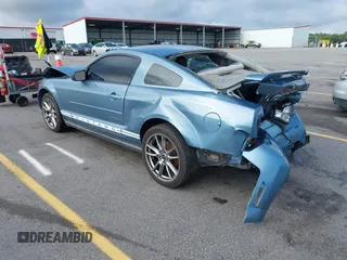 2007 Ford Mustang Deluxe with VIN 1ZVFT80N675294588, listed as a IAAI auction lot 42502168 with 121,562 mi miles and . Bid and sale history available at DreamBid. Image 3.