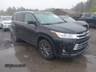 2018 Toyota Highlander SE with VIN 5TDJZRFH0JS887299, listed as a IAAI auction lot 42202813 with 78,490 mi miles and . Bid and sale history available at DreamBid. Image 1.