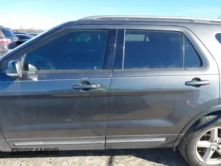 2018 Ford Explorer XLT z VIN 1FM5K7D8XJGA41555, wystawiony jako IAAI lot #41301991 z przebiegiem 46 248 mil mil oraz . Historia ofert i sprzedaży dostępna na DreamBid. Obrazek 14.