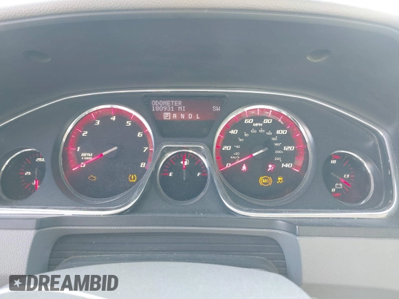 2014 GMC Acadia SLT with VIN 1GKKRRKD8EJ204036, listed as a IAAI auction lot 41673944 with 180,931 mi miles. Bid and sale history available at carsss.com. Image 7.