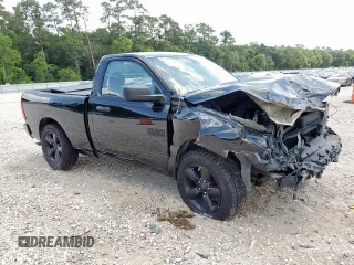 2017 Ram 1500 Tradesman z VIN 3C6JR6AG4HG636931, wystawiony jako Copart lot #60932795 z przebiegiem 157 961 mil mil oraz Szkoda całkowita • Salvage title. Historia ofert i sprzedaży dostępna na DreamBid. Obrazek 4.