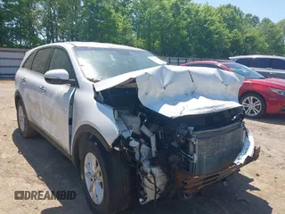 2019 Kia Sorento LX z VIN 5XYPGDA57KG440712, wystawiony jako IAAI lot #42137983 z przebiegiem 35 540 mil mil oraz . Historia ofert i sprzedaży dostępna na DreamBid. Obrazek 1.