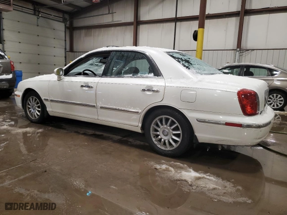 2005 Hyundai XG350 with VIN KMHFU45E45A405107, listed as a Copart auction lot 88867345 with 54,959 mi miles and Salvage Title. Bid and sale history available at carsss.com. Image 2.