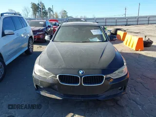 2014 BMW 3 Series 328i with VIN WBA3A5G59ENP31817, listed as a IAAI auction lot 41845296 with 190,437 mi miles. Bid and sale history available at carsss.com. Image 12.