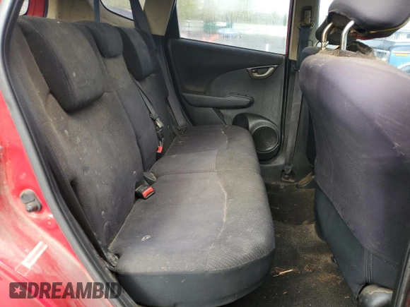 2013 Honda Fit Sport z VIN JHMGE8H69DC076469, wystawiony jako Copart lot #52234765 z przebiegiem 311 867 mil mil oraz Czysty tytuł • Clean title. Historia ofert i sprzedaży dostępna na DreamBid. Obrazek 10.