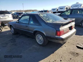 1993 Ford Mustang с VIN 1FACP41M6PF186870, выставлен на аукционе Copart как лот 87487744 с пробегом 37 671 миль миль и Списание • Salvage title. История ставок и продаж доступна на DreamBid. Изображение 2.