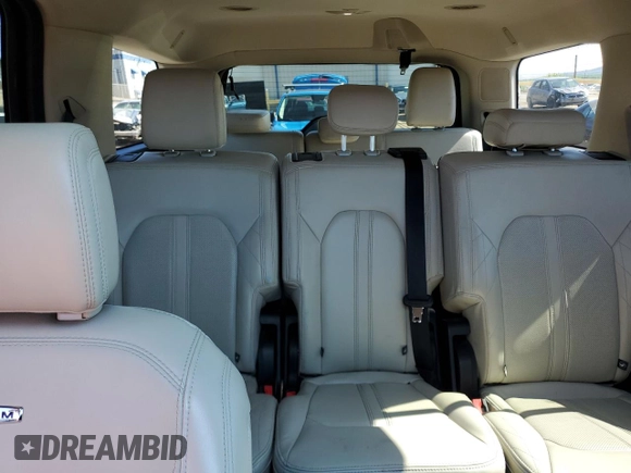 2019 Ford Expedition Platinum с VIN 1FMJU1MT1KEA58042, выставлен на аукционе Copart как лот 57112995 с пробегом 66 764 миль миль и Списание • Salvage title. История ставок и продаж доступна на DreamBid. Изображение 10.