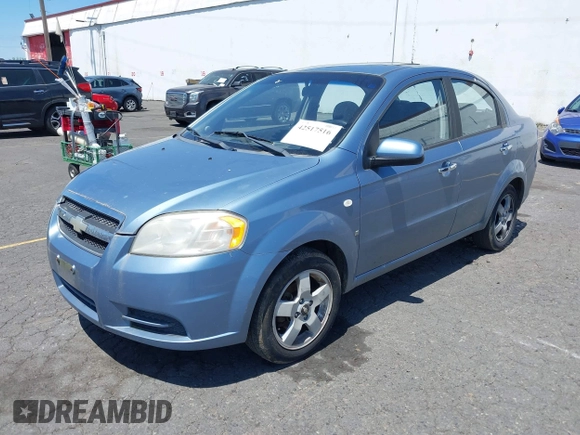 2007 Chevrolet Aveo LT with VIN KL1TG56677B049297, listed as a IAAI auction lot 42517516 with 163,130 mi miles and . Bid and sale history available at DreamBid. Image 2.