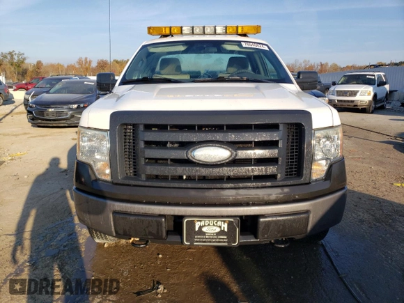 2009 Ford F-150 XL z VIN 1FTRF14W49KA82830, wystawiony jako Copart lot #78040624 z przebiegiem 58 364 mil mil oraz Nie do naprawy • Non repairable. Historia ofert i sprzedaży dostępna na DreamBid. Obrazek 5.