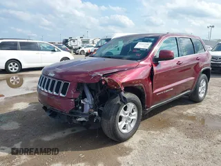 2016 Jeep Grand Cherokee Laredo with VIN 1C4RJEAG2GC386636, listed as a IAAI auction lot 42347946 with 325,943 mi miles and . Bid and sale history available at DreamBid. Image 17.