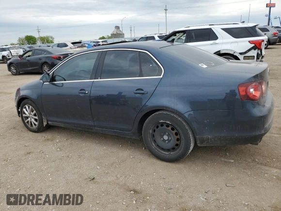 2010 Volkswagen Jetta Limited Edition z VIN 3VWRX7AJ1AM034060, wystawiony jako Copart lot #58219095 z przebiegiem 170 691 mil mil oraz Szkoda całkowita • Salvage title. Historia ofert i sprzedaży dostępna na DreamBid. Obrazek 2.