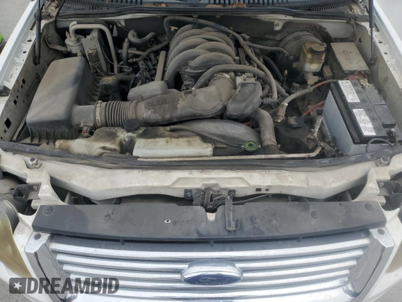 2009 Ford Explorer XLT with VIN 1FMEU738X9UA23551, listed as a Copart auction lot 46194775 with 209,019 mi miles and Clean Title. Bid and sale history available at carsss.com. Image 12.