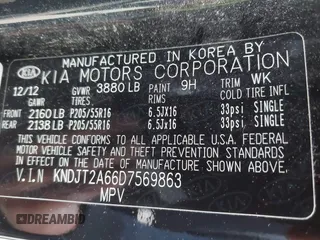 2013 Kia Soul + z VIN KNDJT2A66D7569863, wystawiony jako IAAI lot #42107481 z przebiegiem 101 780 mil mil oraz . Historia ofert i sprzedaży dostępna na DreamBid. Obrazek 9.