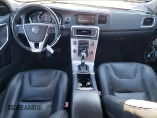 2017 Volvo V60 Premier with VIN YV140MEK4H1335149, listed as a Copart auction lot 45227605 with 67,379 mi miles and Salvage Title. Bid and sale history available at DreamBid. Image 8.