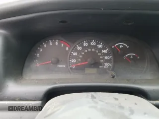 2003 Chevrolet Tracker z VIN 2CNBJ13C236901119, wystawiony jako Copart lot #68736774 z przebiegiem Nie podano mil oraz Szkoda całkowita • Salvage title. Historia ofert i sprzedaży dostępna na DreamBid. Obrazek 9.