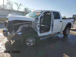 2018 Ram 2500 Tradesman z VIN 3C6UR5CJ2JG307716, wystawiony jako Copart lot #49314525 z przebiegiem 151 087 mil mil oraz Szkoda całkowita • Salvage title. Historia ofert i sprzedaży dostępna na DreamBid. Obrazek 1.