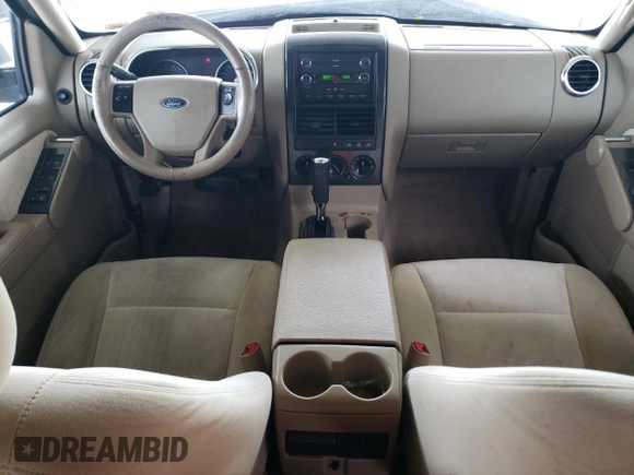2008 Ford Explorer XLT z VIN 1FMEU73898UA88356, wystawiony jako Copart lot #55134905 z przebiegiem 262 882 mil mil oraz Szkoda całkowita • Salvage title. Historia ofert i sprzedaży dostępna na DreamBid. Obrazek 8.