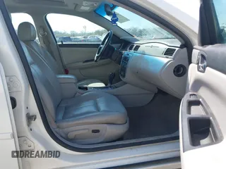 2007 Chevrolet Impala LTZ with VIN 2G1WU58R479364378, listed as a IAAI auction lot 41877982 with 218,108 mi miles and . Bid and sale history available at DreamBid. Image 5.