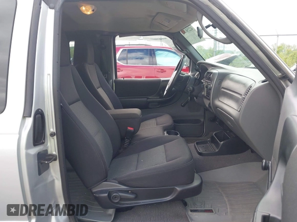 2004 Ford Ranger XL Fleet with VIN 1FTZR45E84PA20454, listed as a IAAI auction lot 42258333 with 94,259 mi miles and . Bid and sale history available at DreamBid. Image 5.