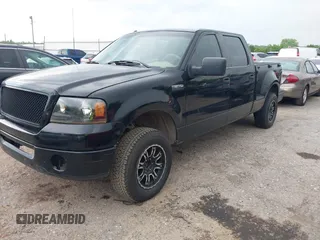 2007 Ford F-150 XLT with VIN 1FTPW02597KB14289, listed as a IAAI auction lot 42298468 with 192,939 mi miles and . Bid and sale history available at DreamBid. Image 2.