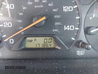 2001 Honda Accord LX with VIN JHMCG66531C014357, listed as a IAAI auction lot 42038445 with 171,864 mi miles and . Bid and sale history available at DreamBid. Image 15.