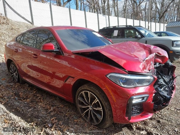 2021 BMW X6 xDrive40i with VIN 5UXCY6C01M9F72797, listed as a IAAI auction lot 41810317 with 16,084 mi miles. Bid and sale history available at carsss.com. Image 1.
