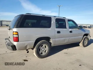 2006 Chevrolet Suburban LS with VIN 1GNEC16ZX6J138146, listed as a Copart auction lot 88473235 with 198,342 mi miles and Salvage Title. Bid and sale history available at carsss.com. Image 3.